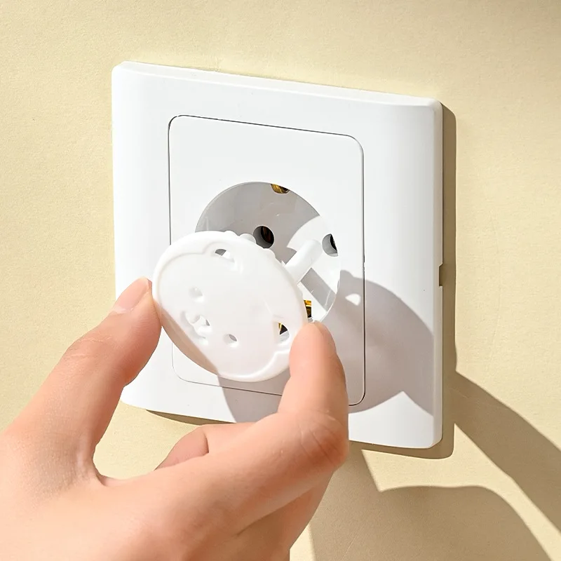 5/10PCS Cartoon Bear Outlet Co - Outlet Cover Baby recensie en prijs